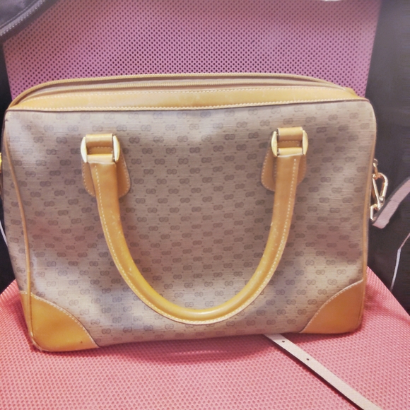 Gucci Tan and Brown Shoulder Bag - Picture 4 of 9